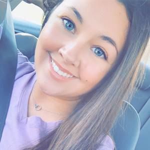 Meet your Posher, Skyla